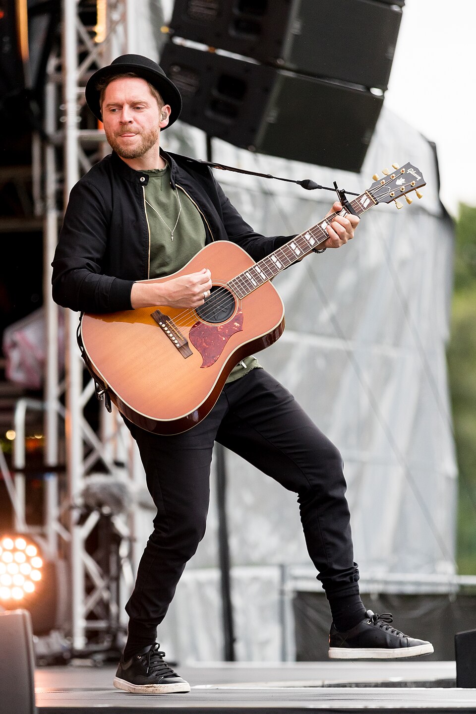 Johannes Oerding's Journey: From Discovery to Gold-Selling Albums